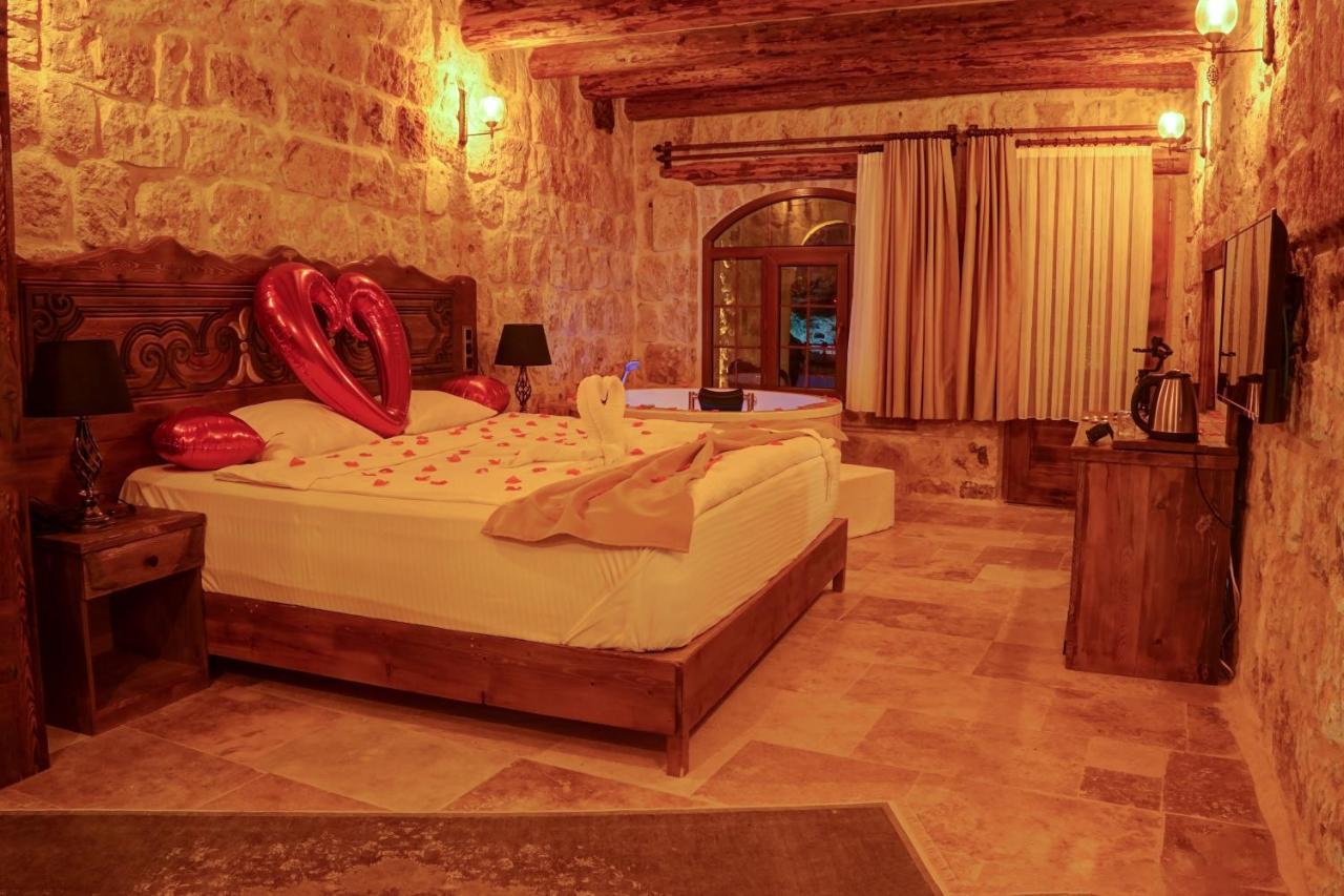 Dionysos Cave Cappadocia Hotel 于尔居普 外观 照片