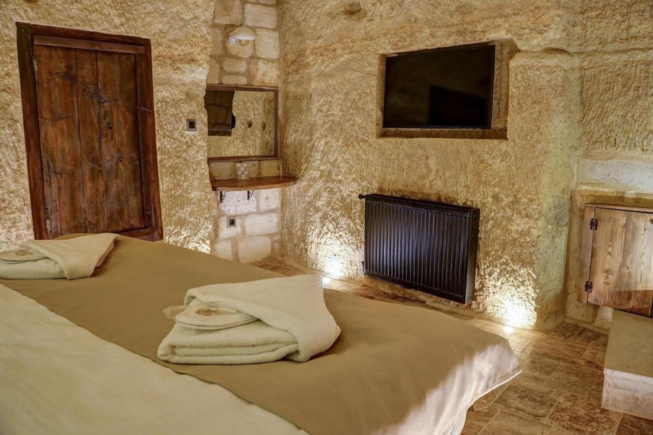 Dionysos Cave Cappadocia Hotel 于尔居普 外观 照片